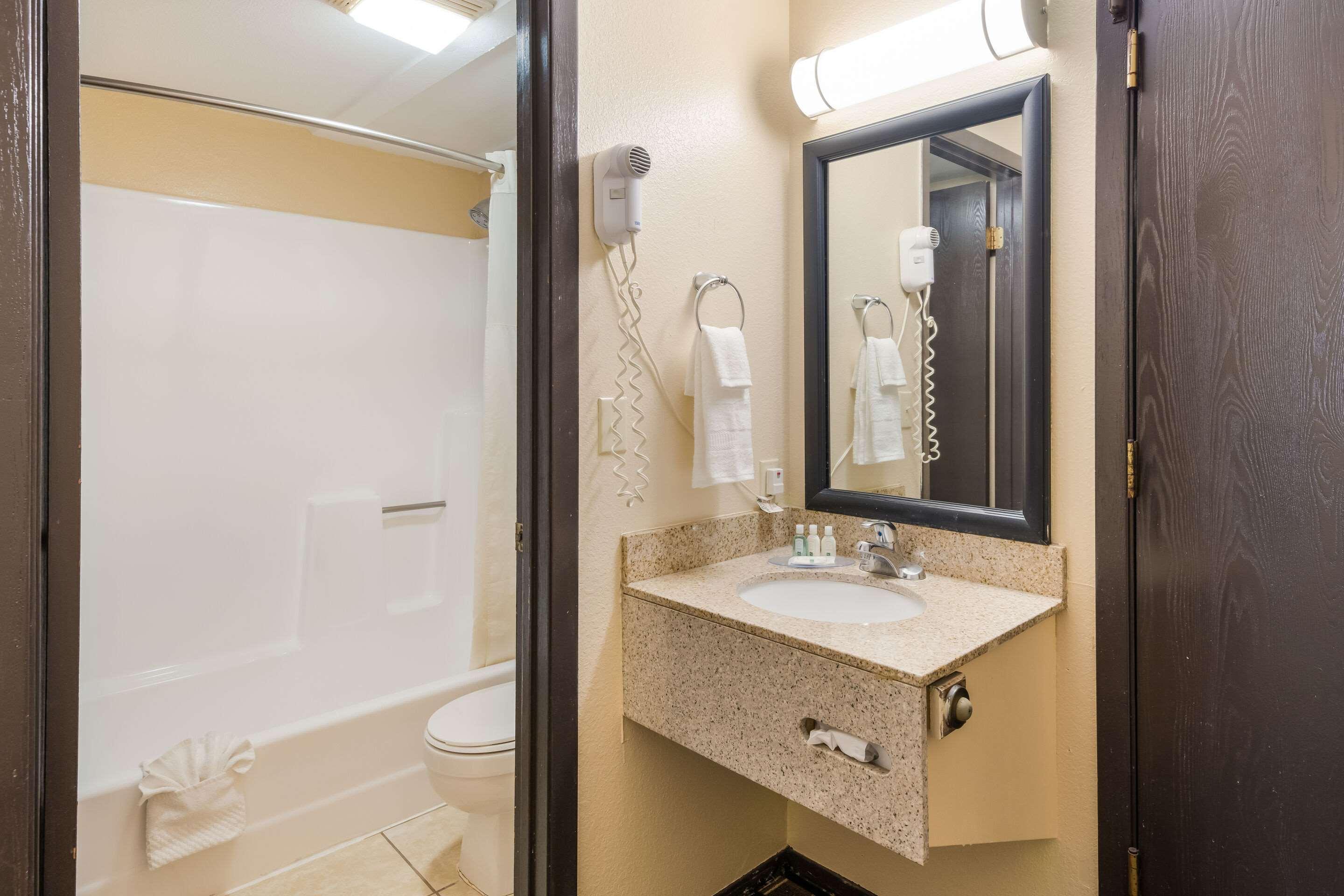 Quality Inn Clovis Exterior photo