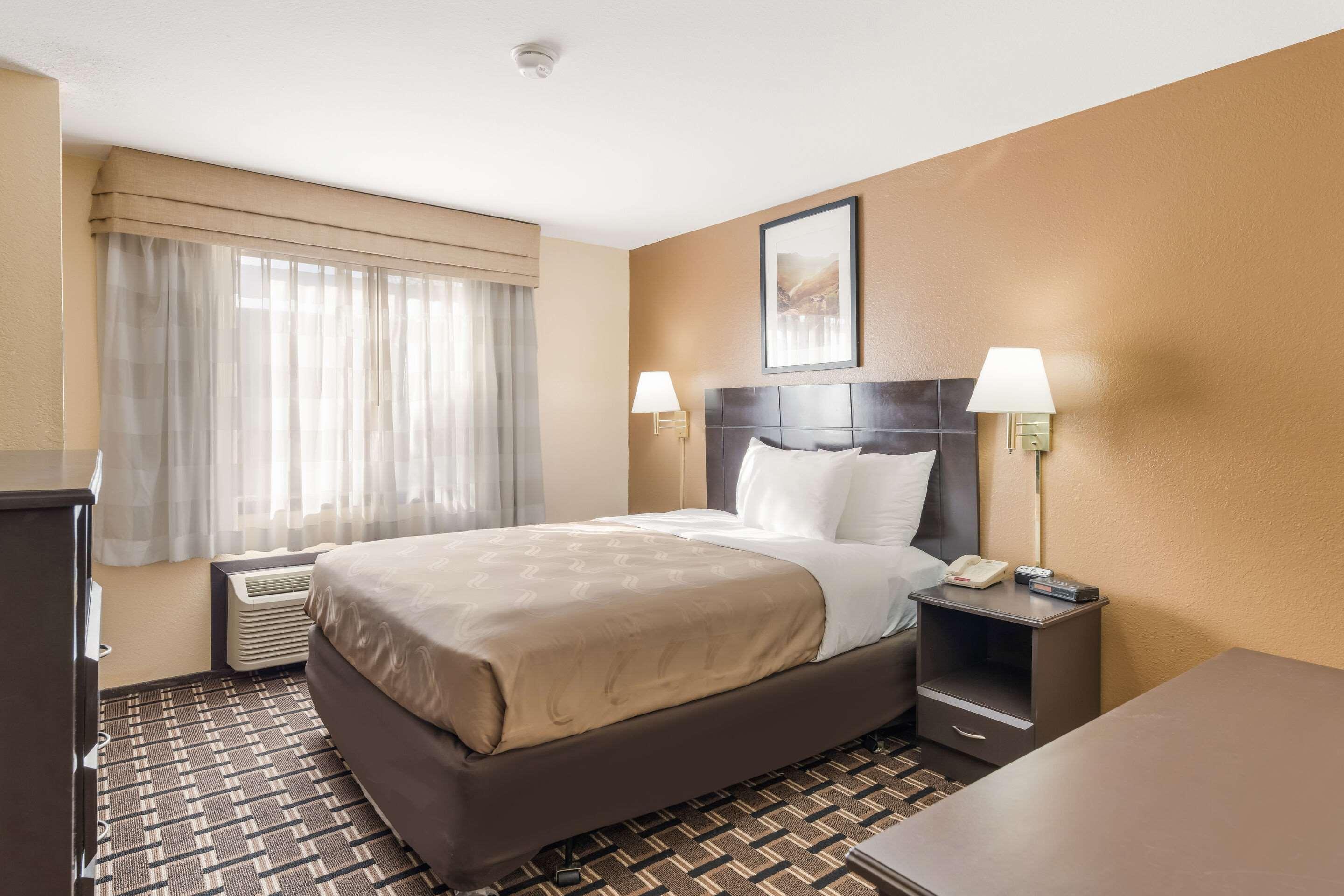 Quality Inn Clovis Exterior photo