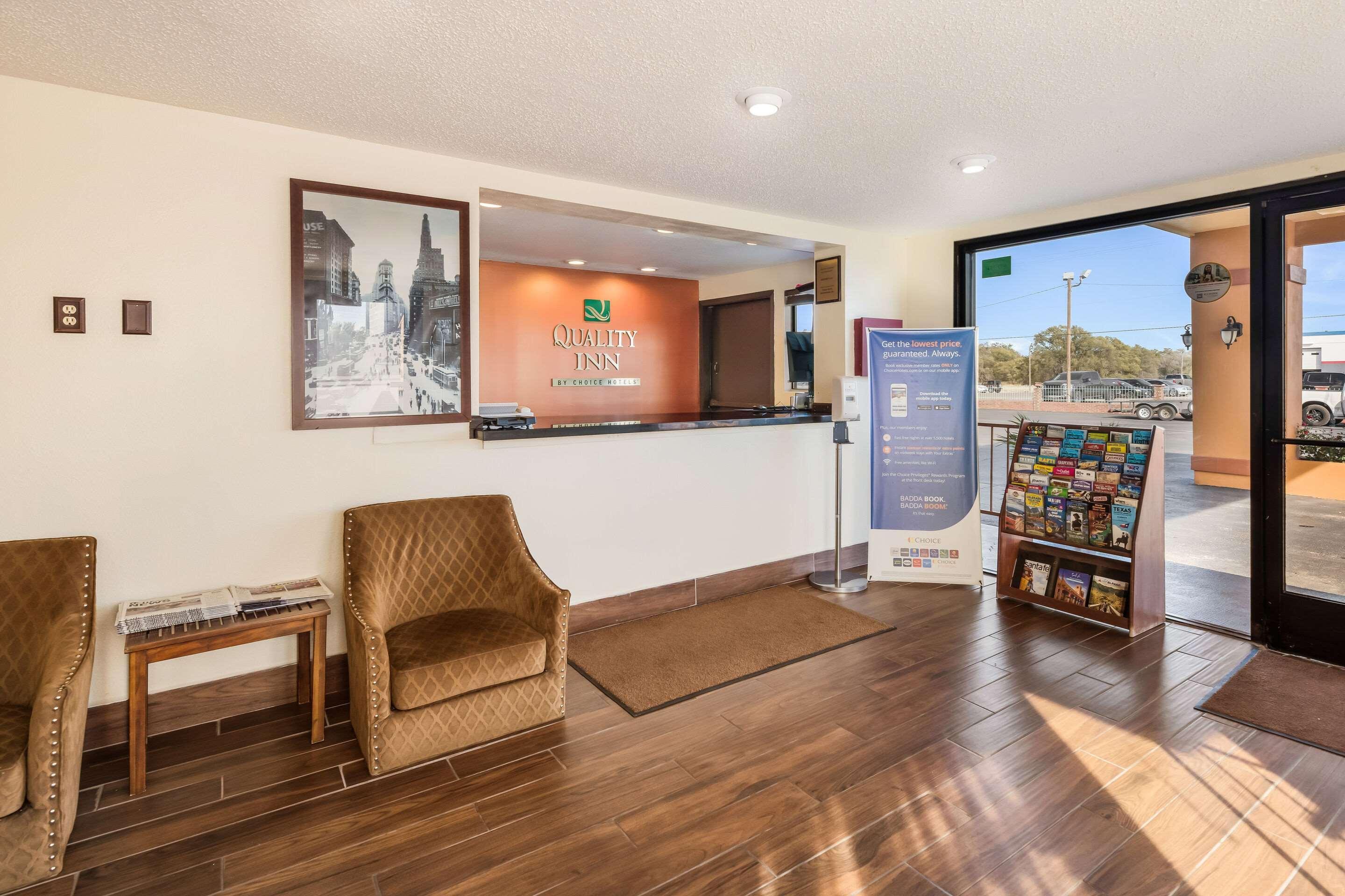 Quality Inn Clovis Exterior photo