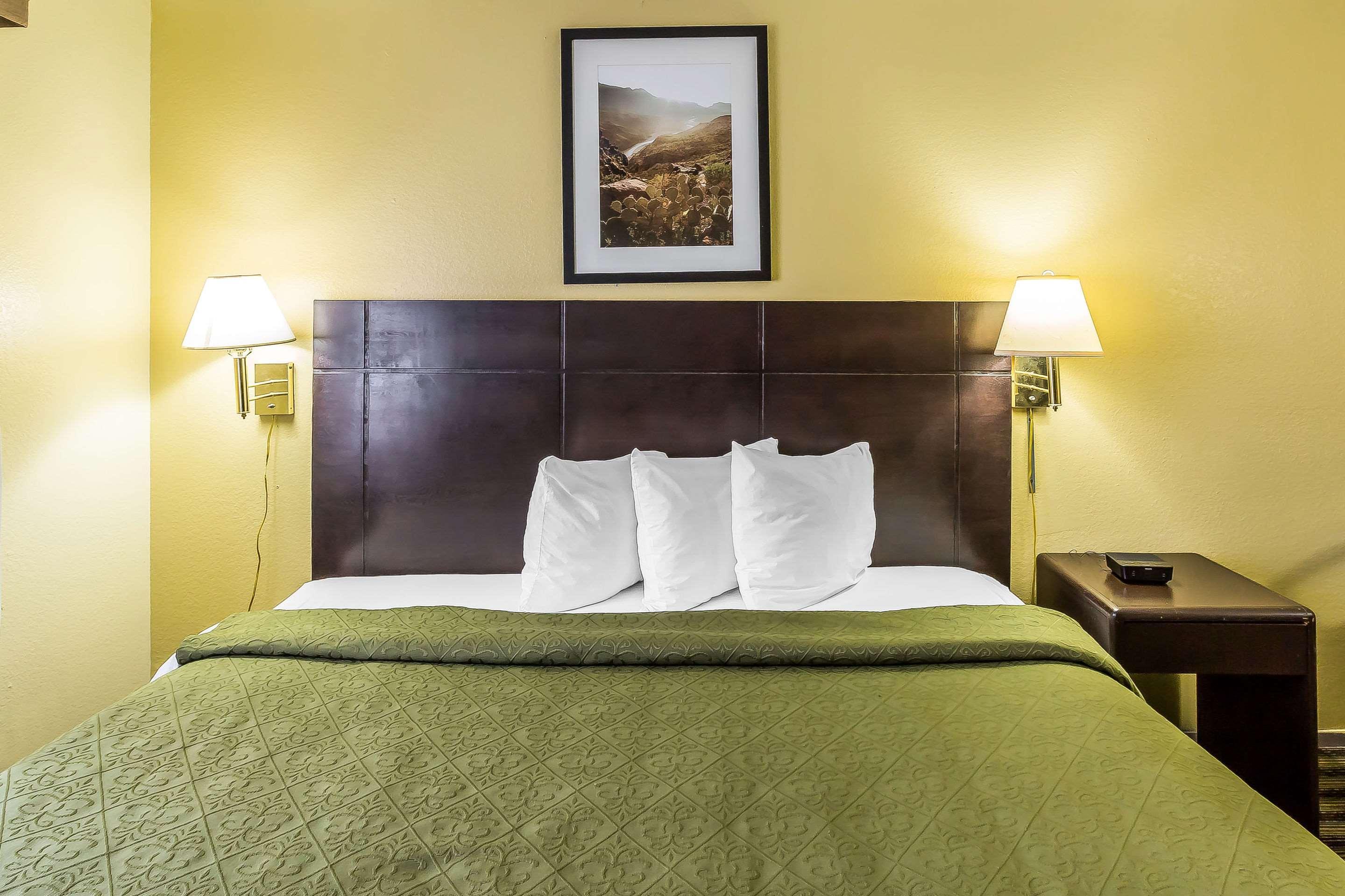 Quality Inn Clovis Exterior photo